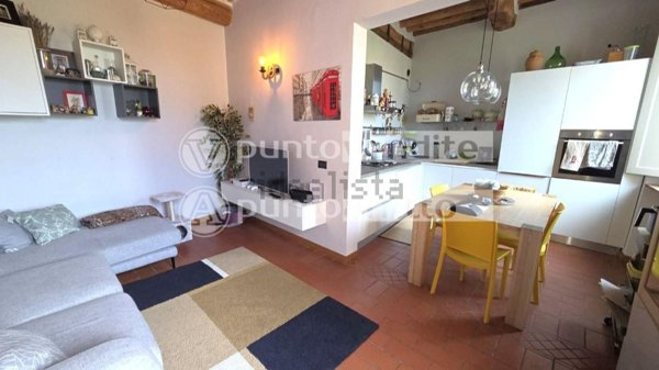 appartamento in vendita a Lucca in zona zona Sorbano