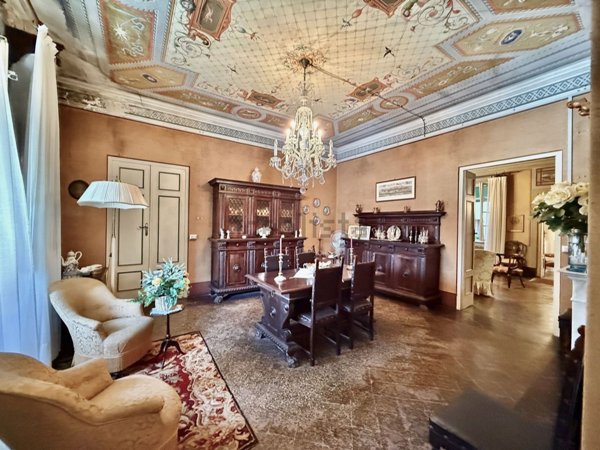 appartamento in vendita a Lucca in zona Centro Città