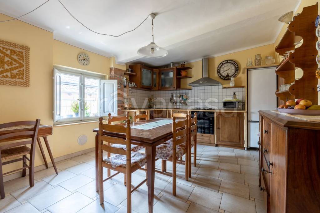 appartamento in vendita a Lucca in zona Centro Città