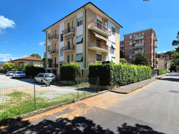 appartamento in vendita a Lucca in zona Sant'Anna