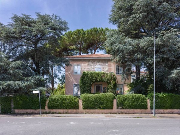 casa indipendente in vendita a Lucca in zona Sant'Anna