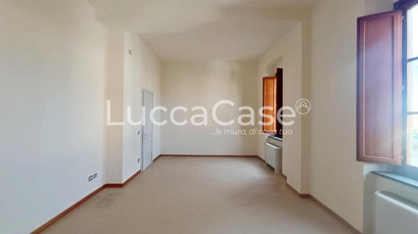appartamento in vendita a Lucca in zona zona Arancio