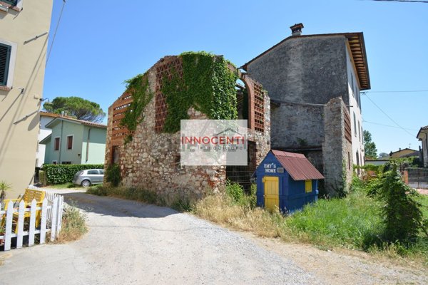 casa indipendente in vendita a Lucca in zona Sant'Angelo in Campo