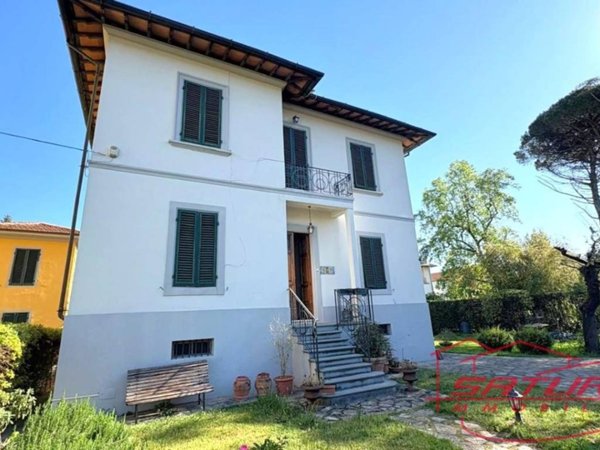 casa indipendente in vendita a Lucca in zona Zona San Concordio