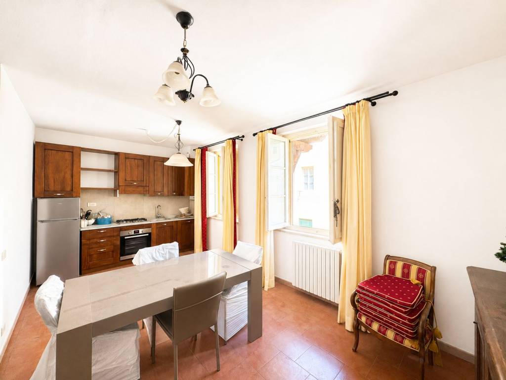 appartamento in vendita a Lucca in zona Centro Città