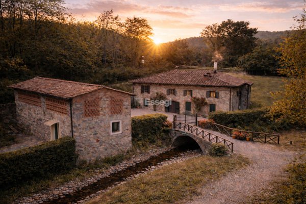 casa indipendente in vendita a Lucca in zona San Macario in Piano