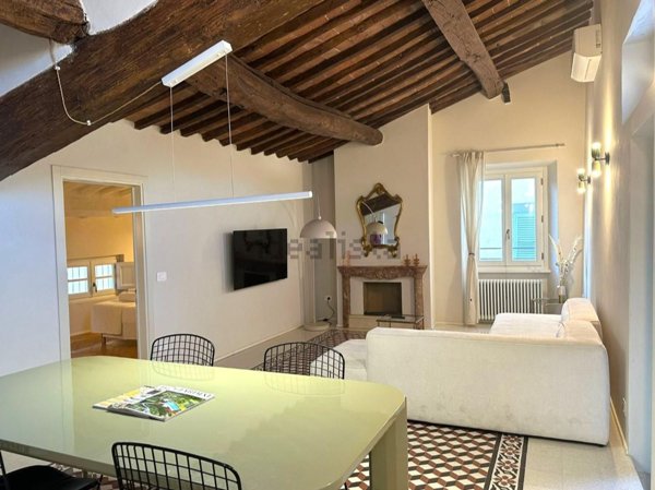 appartamento in vendita a Lucca in zona Centro Città