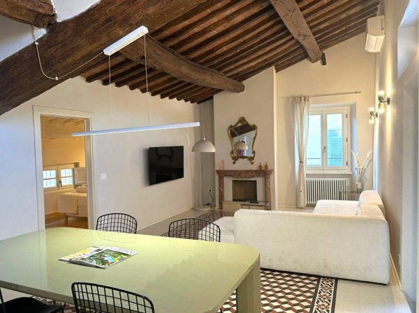 appartamento in vendita a Lucca in zona Centro Città