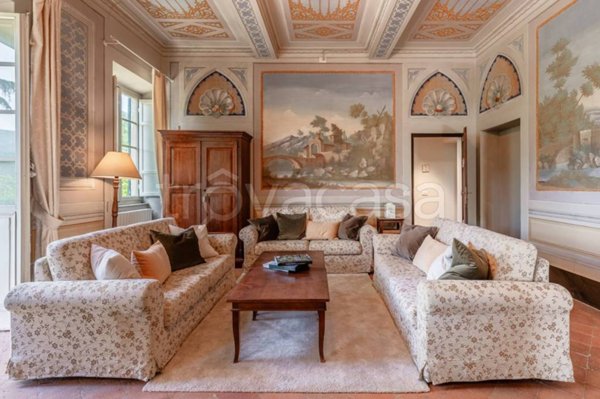 casa indipendente in vendita a Lucca in zona San Lorenzo a Vaccoli