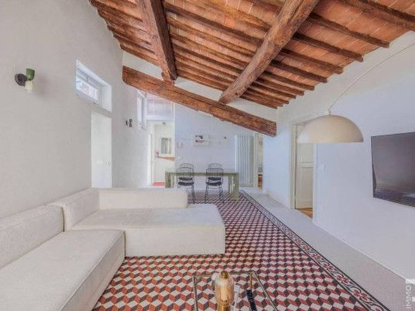 appartamento in vendita a Lucca in zona Centro Città
