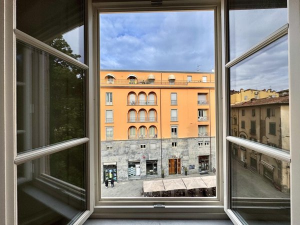 appartamento in vendita a Lucca in zona Centro Città