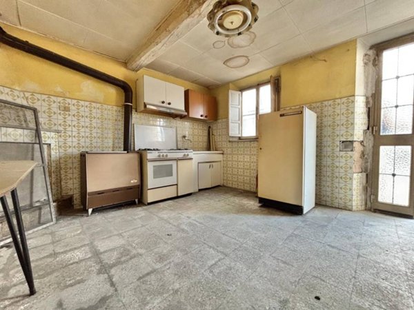 appartamento in vendita a Lucca in zona zona SS. Annunziata