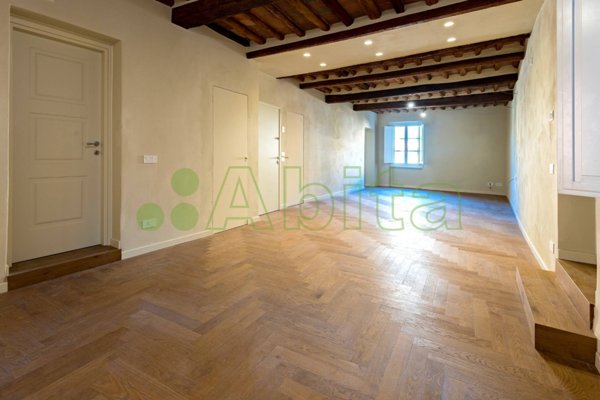 appartamento in vendita a Lucca in zona Centro Città
