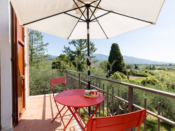 casa indipendente in vendita a Lucca