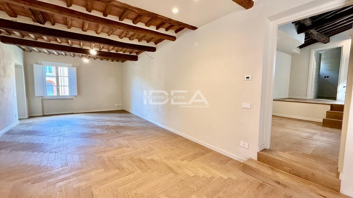 appartamento in vendita a Lucca in zona Centro Città