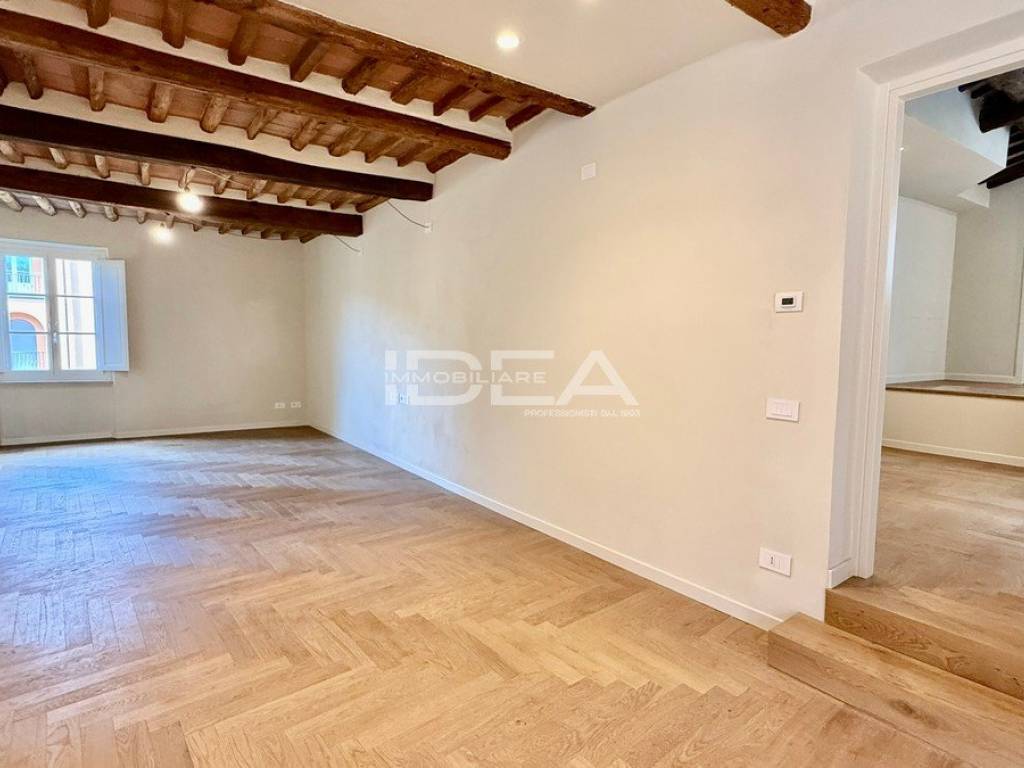 appartamento in vendita a Lucca in zona Centro Città