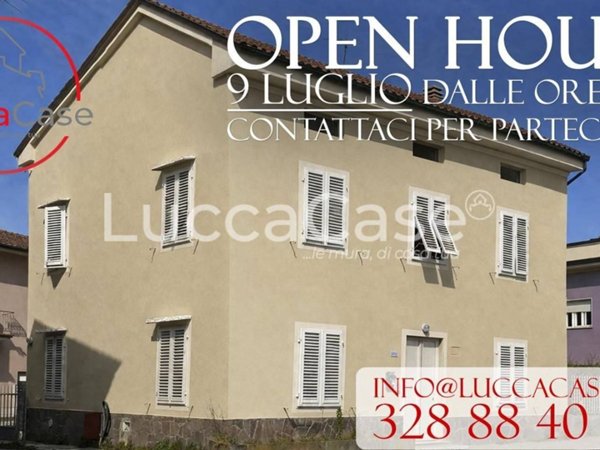 casa indipendente in vendita a Lucca in zona Pontetetto