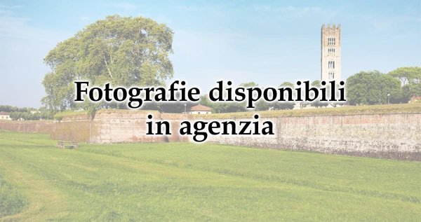 appartamento in vendita a Lucca in zona Centro Città