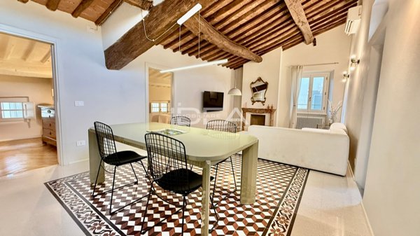 appartamento in vendita a Lucca in zona Centro Città