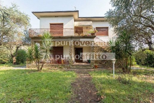 casa indipendente in vendita a Lucca in zona zona SS. Annunziata