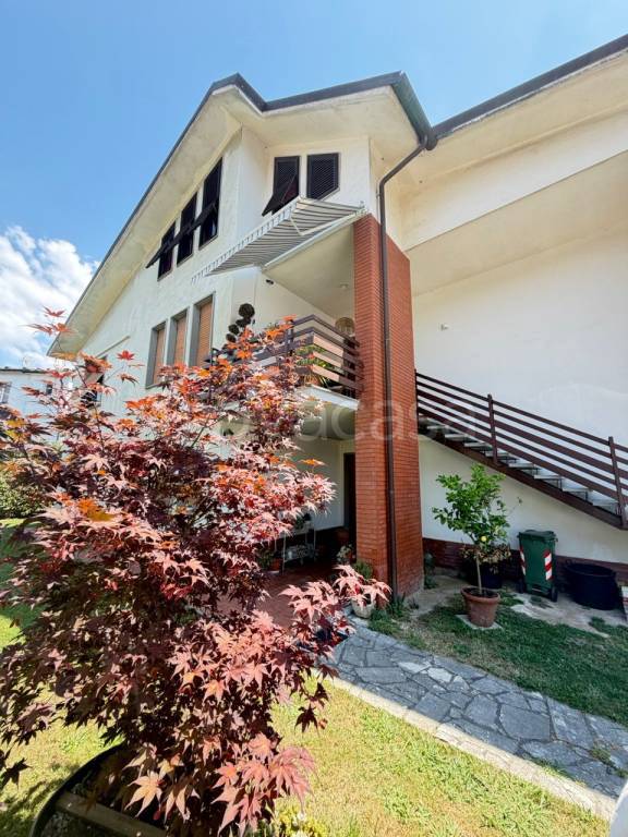 appartamento in vendita a Lucca in zona Maggiano