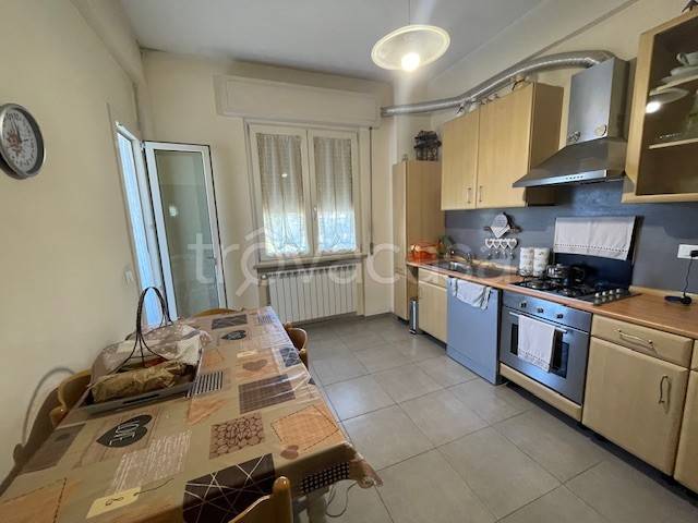 appartamento in vendita a Lucca in zona zona SS. Annunziata