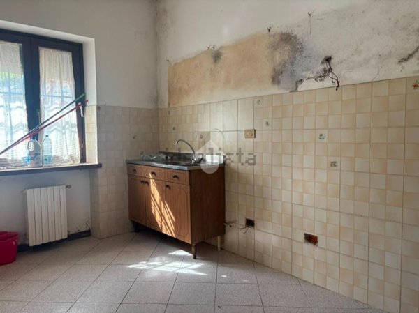 casa indipendente in vendita a Lucca in zona Sant'Angelo in Campo