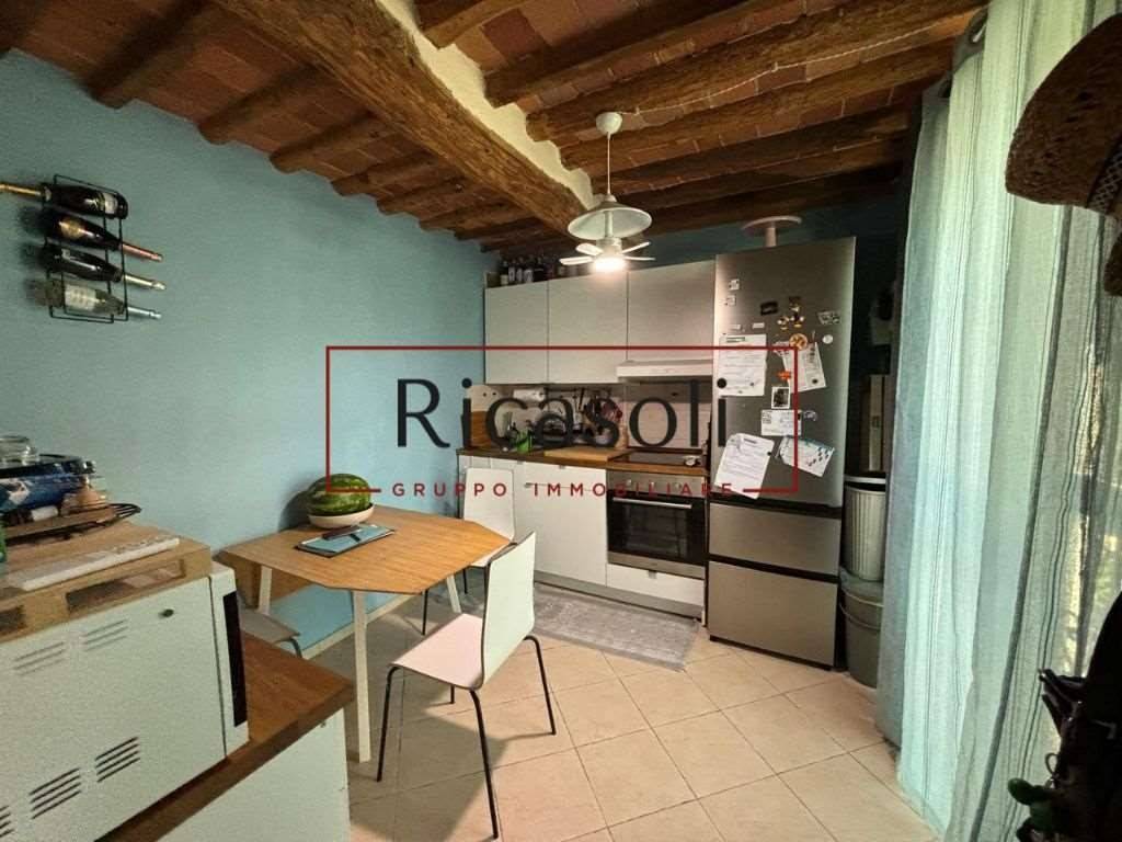 casa indipendente in vendita a Lucca in zona Ponte a Moriano