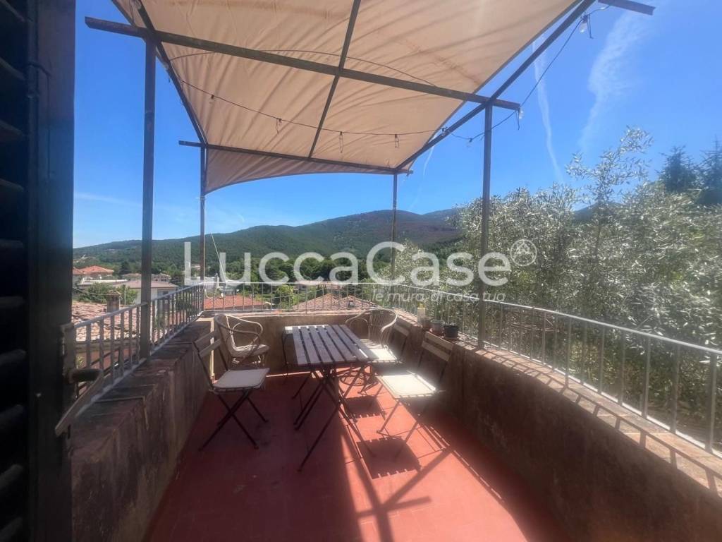 casa indipendente in vendita a Lucca in zona Santa Maria del Giudice