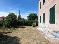 casa indipendente in vendita a Lucca in zona Monte San Quirico