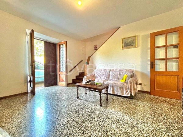 casa indipendente in vendita a Lucca in zona San Pietro a Vico
