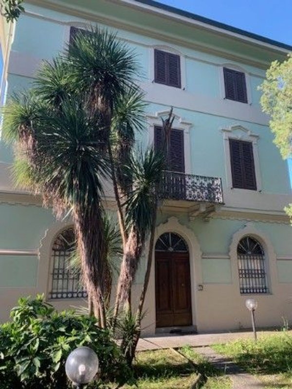 casa indipendente in vendita a Lucca in zona Sant'Anna