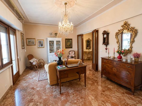 appartamento in vendita a Lucca in zona Sant'Anna