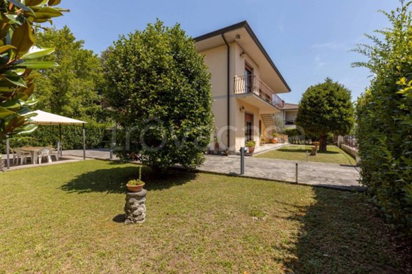 casa indipendente in vendita a Lucca in zona zona San Marco