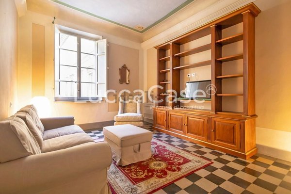 appartamento in vendita a Lucca in zona Centro Città