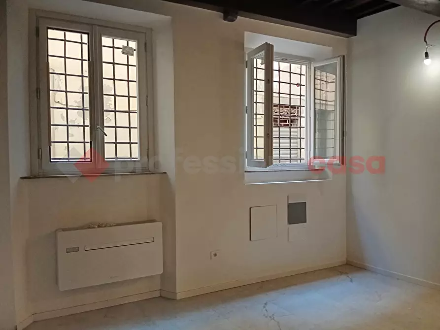 locale di sgombero in vendita a Lucca in zona Centro Città