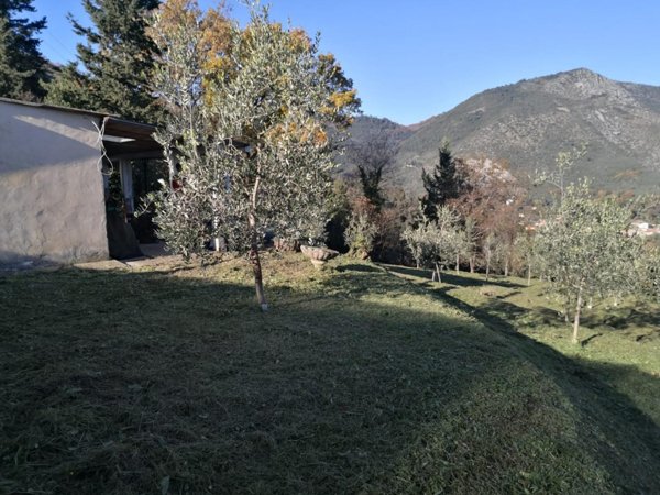 appartamento in vendita a Lucca in zona San Lorenzo a Vaccoli