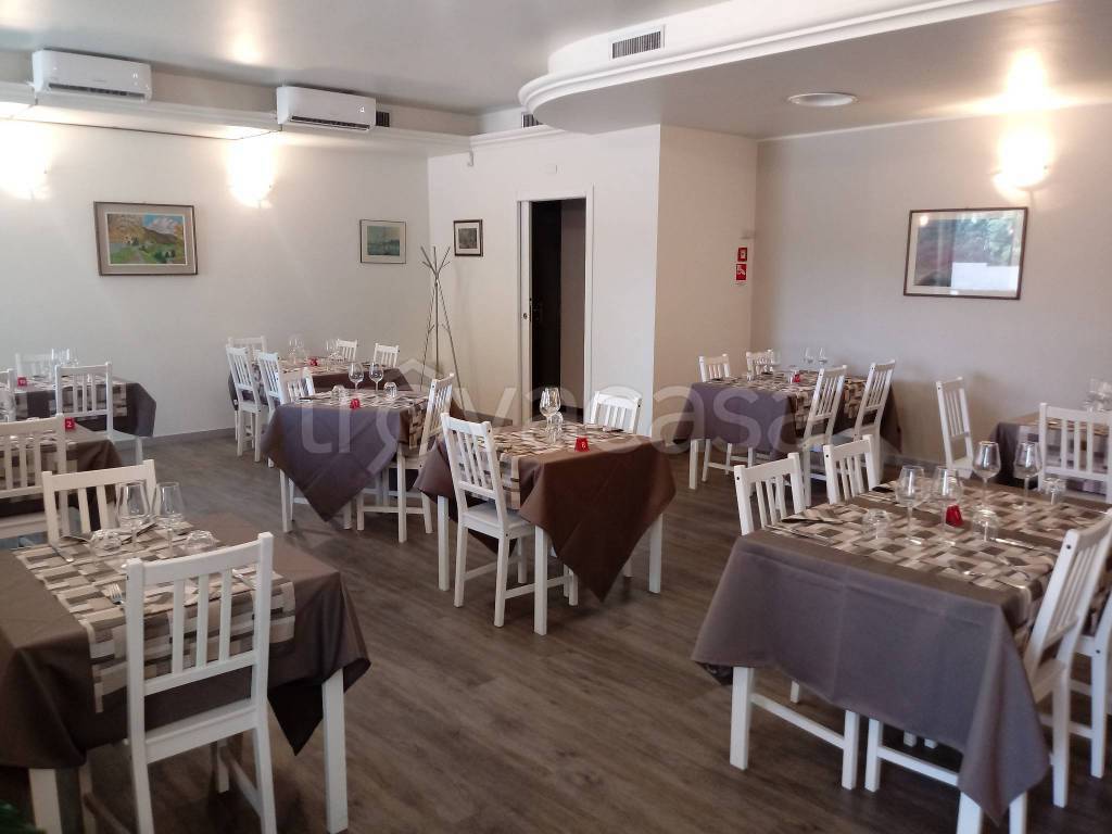 negozio in vendita a Lucca in zona Zona San Concordio