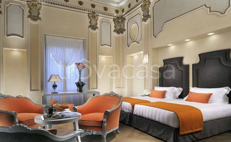 villa in vendita a Lucca in zona Centro Città