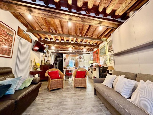 appartamento in vendita a Lucca in zona Centro Città