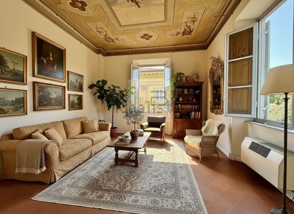appartamento in vendita a Lucca in zona Centro Città