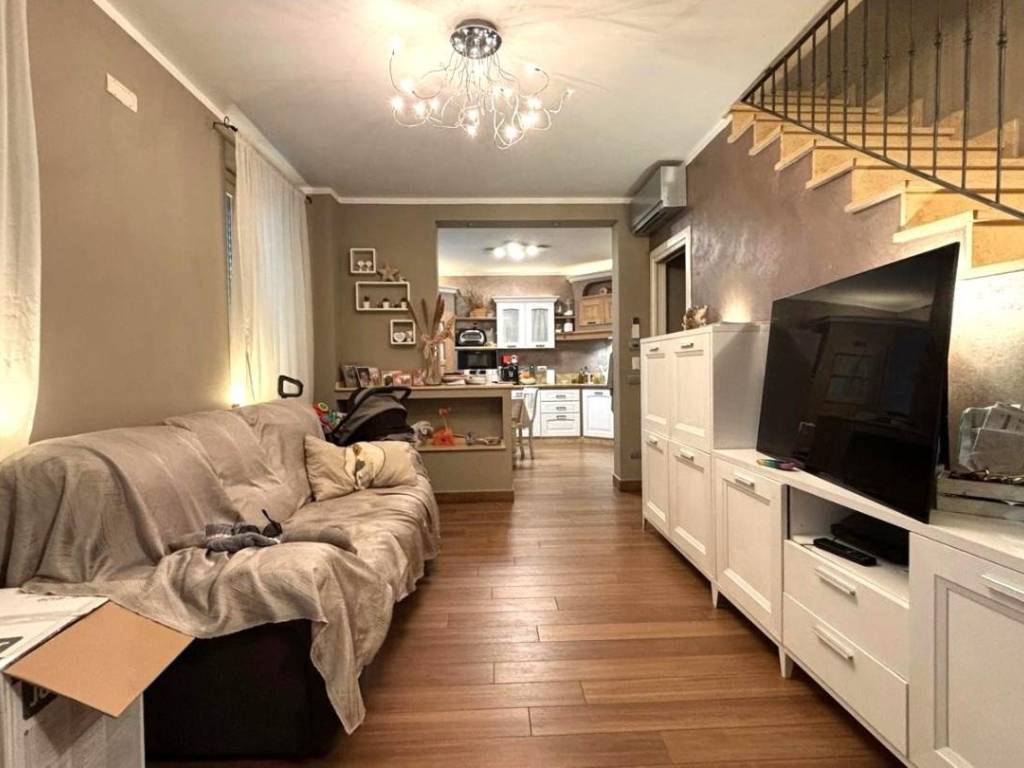 casa indipendente in vendita a Lucca in zona zona SS. Annunziata