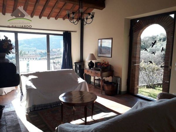 casa indipendente in vendita a Lucca in zona Mammoli