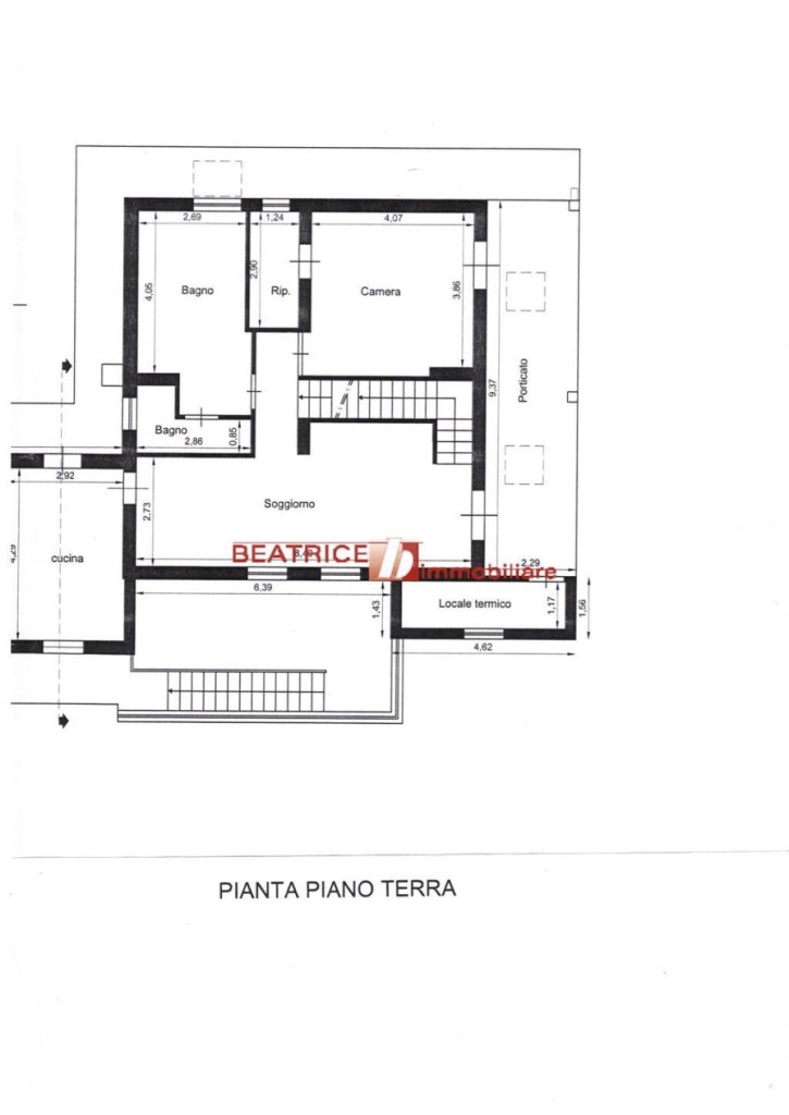 casa indipendente in vendita a Lucca in zona Farneta