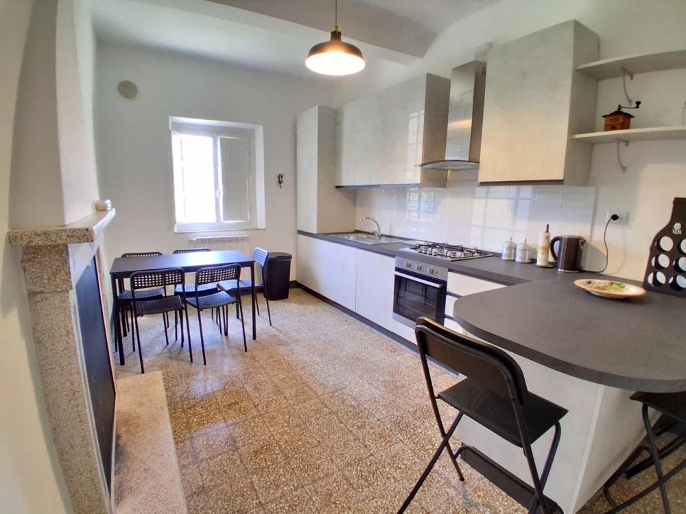 casa indipendente in vendita a Lucca in zona Nozzano