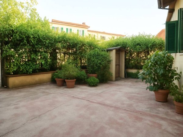 casa indipendente in vendita a Lucca in zona zona San Marco