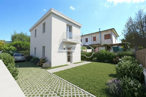 casa indipendente in vendita a Lucca in zona Ponte a Moriano