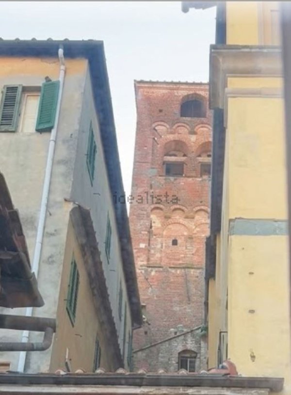 appartamento in vendita a Lucca in zona Centro Città