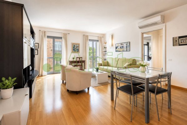 appartamento in vendita a Lucca in zona Centro Città