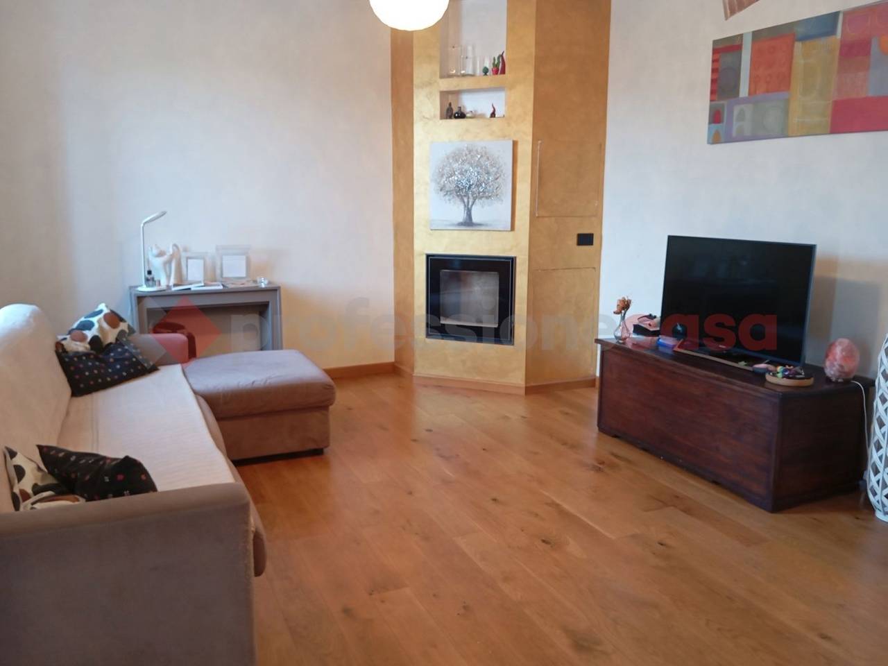 casa indipendente in vendita a Lucca in zona Nozzano